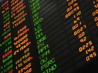 confronto tra la performance dei principali indici di borsa e il prezzo dell’oro